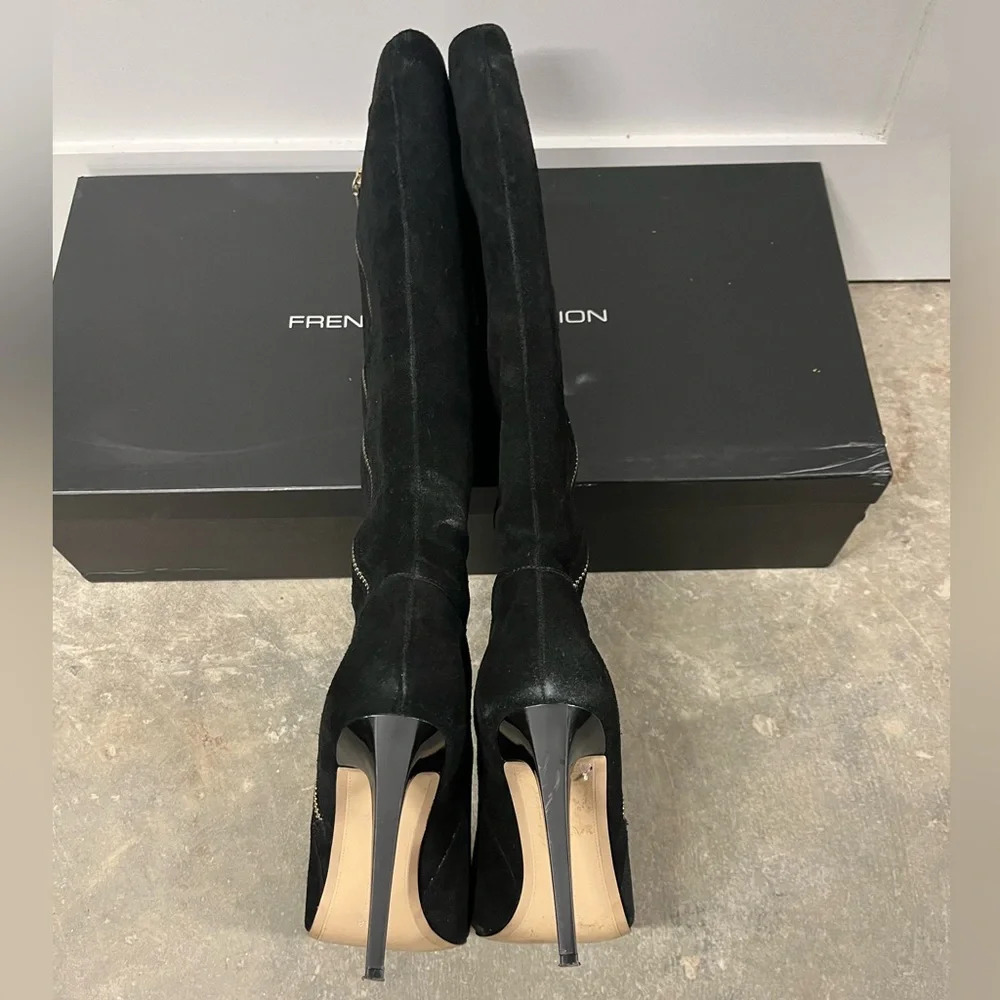 FRENCH CONNECTION MOLLY BLACK SUEDE KNEE LENGTH HEELED BOOTS SIZE 8 / 38M EU… - Picture 6 of 15